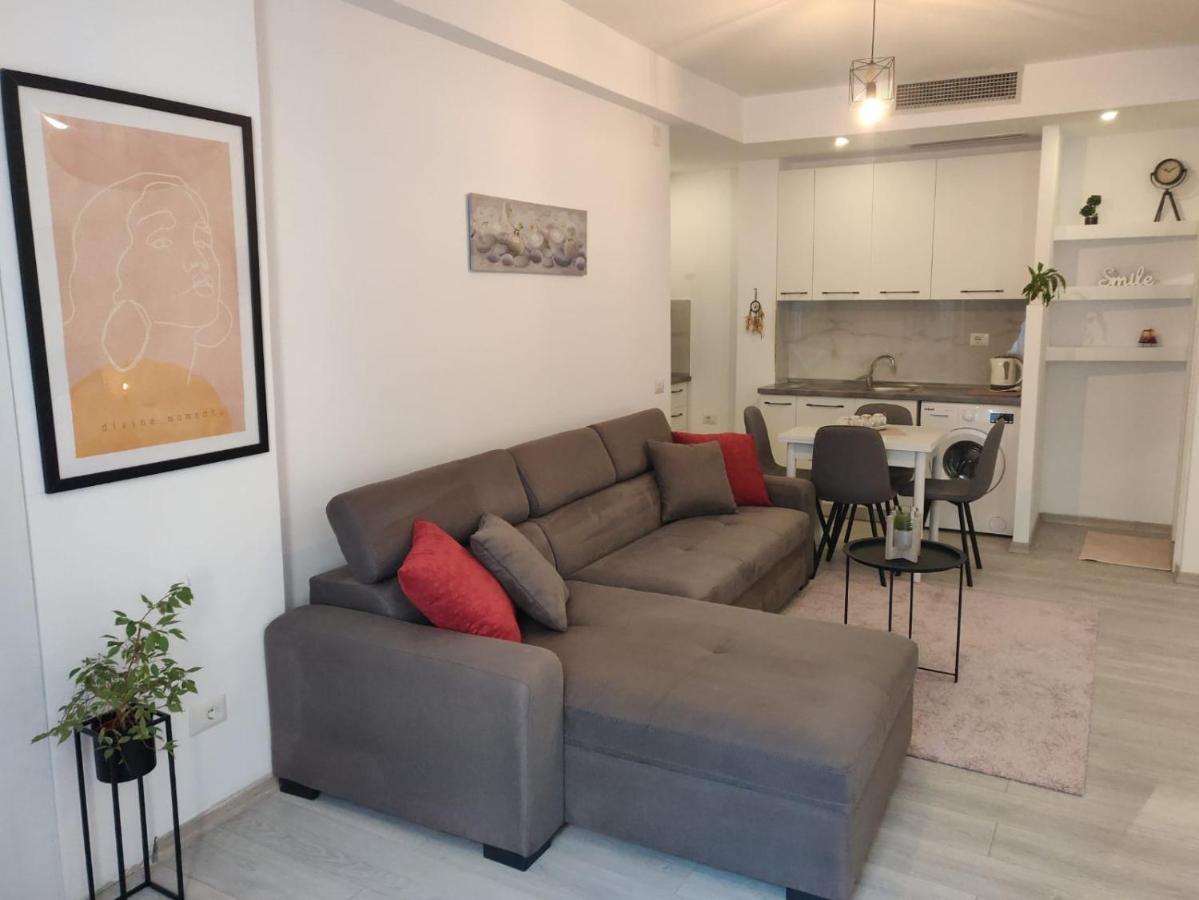 E&A Apartments Guesthouse Durres Exterior photo